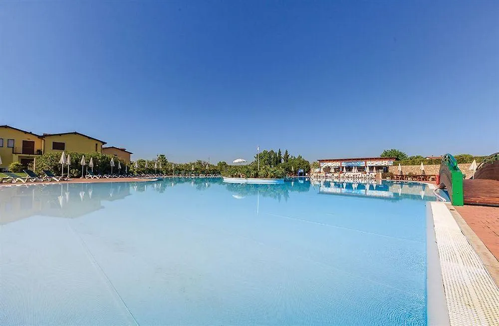 Residenza Eden Pensionat Colà 0*,