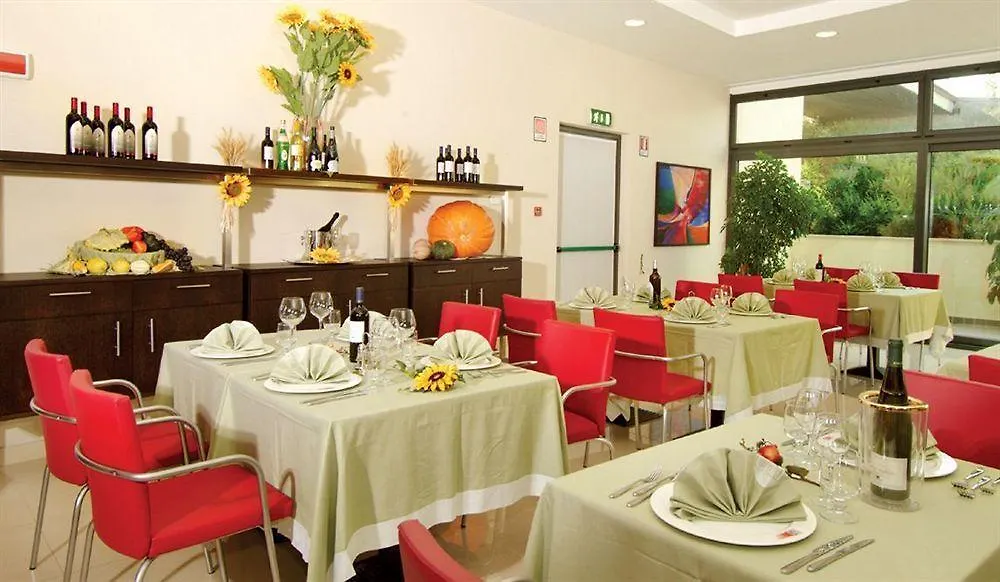 Residenza Eden Pensionat Colà 0*,  Italien